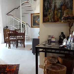 La Casa Di Beatrice , Palermo Italia